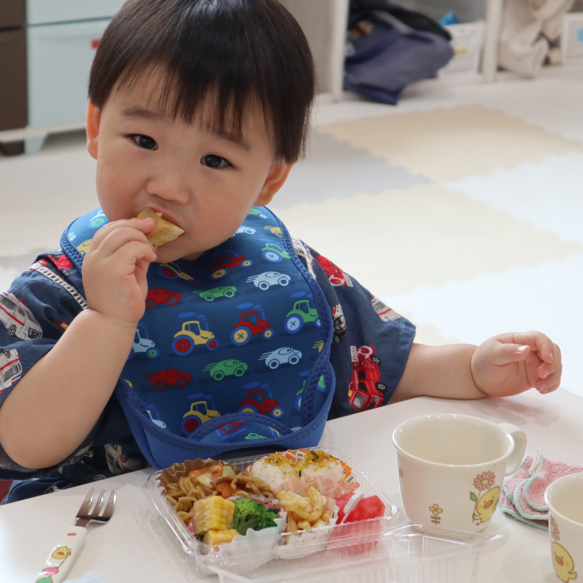 おいしい！たのしい！お弁当給食